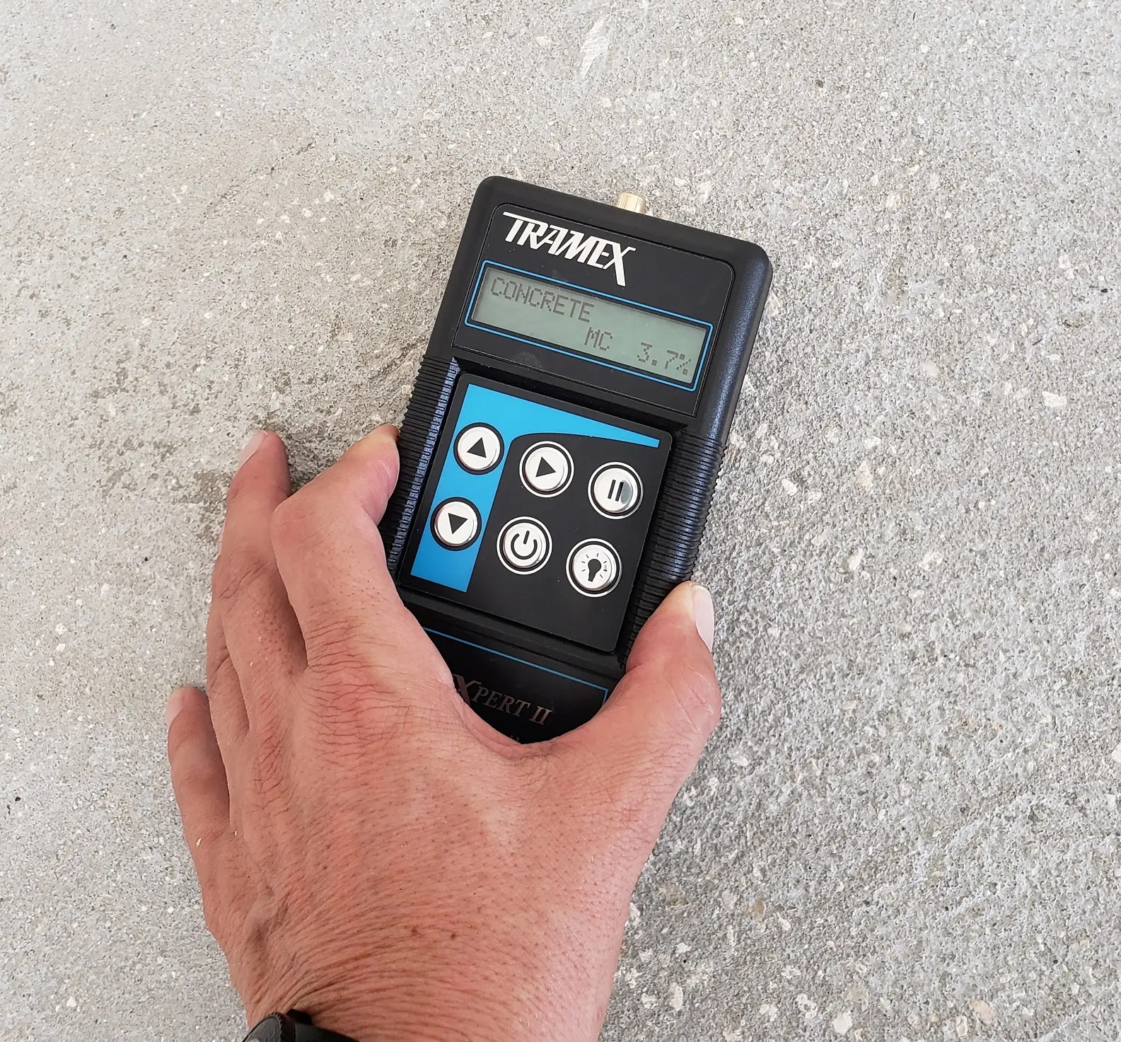 Field inspection and photographic damage documentation for insurance claim scope